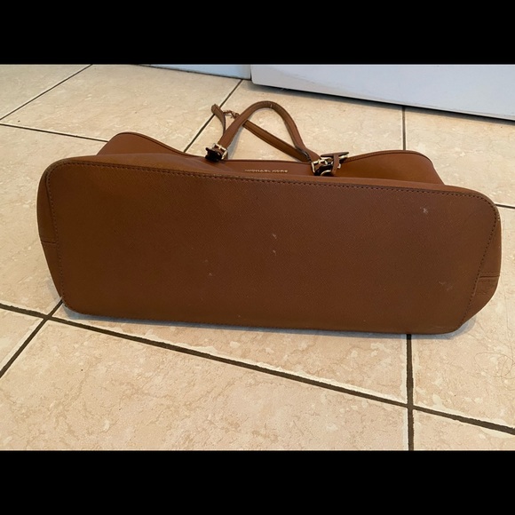 Michael Kors jet set travel tote 👜 - Picture 8 of 12